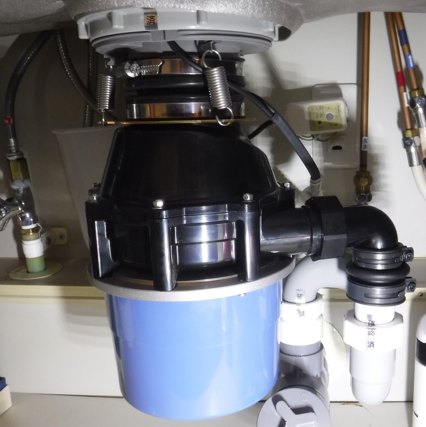 日本ゼスト ディスポーザの交換工事