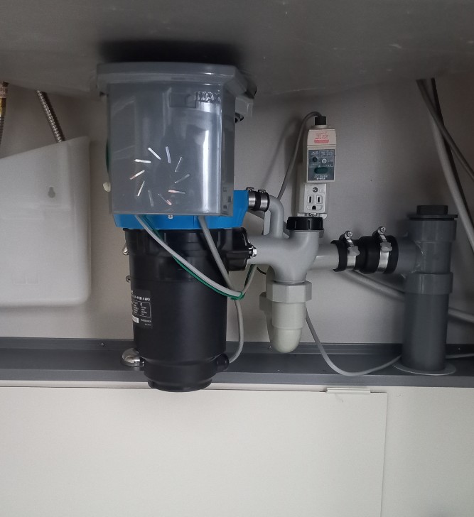 リクシル（LIXIL / INAX）ディスポーザ交換工事