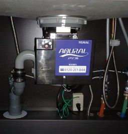 リフォーム工事に伴うディスポーザの取り付け