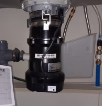 安永エアポンプ　 ディスポーザの交換工事