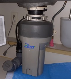 テラル　ディスポーザの交換工事