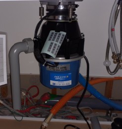 テラル　ディスポーザの交換工事