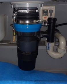 テラル　ディスポーザの交換工事