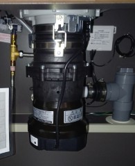 安永エアポンプ　 ディスポーザの交換工事