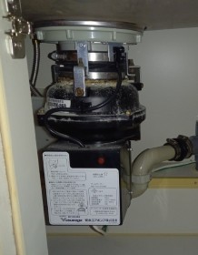 安永エアポンプ　 ディスポーザの交換工事