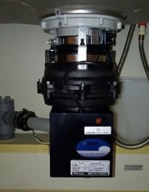 安永エアポンプ　 ディスポーザの交換工事