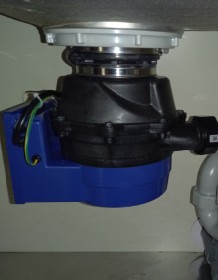 フロム工業　ディスポーザの交換工事