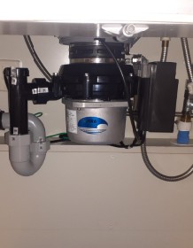 テラル　ディスポーザの交換工事