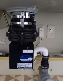 安永エアポンプ　 ディスポーザの交換工事