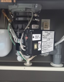 ニッコー　ディスポーザの交換工事